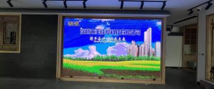 觸控延遲0.01秒 vs 0.1秒：差10倍的價格背后，會議平板觸控技術的水有多深？”